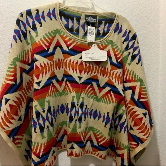 Angie Aztec Print Poncho Shirt Size Small - Picture 1 of 8